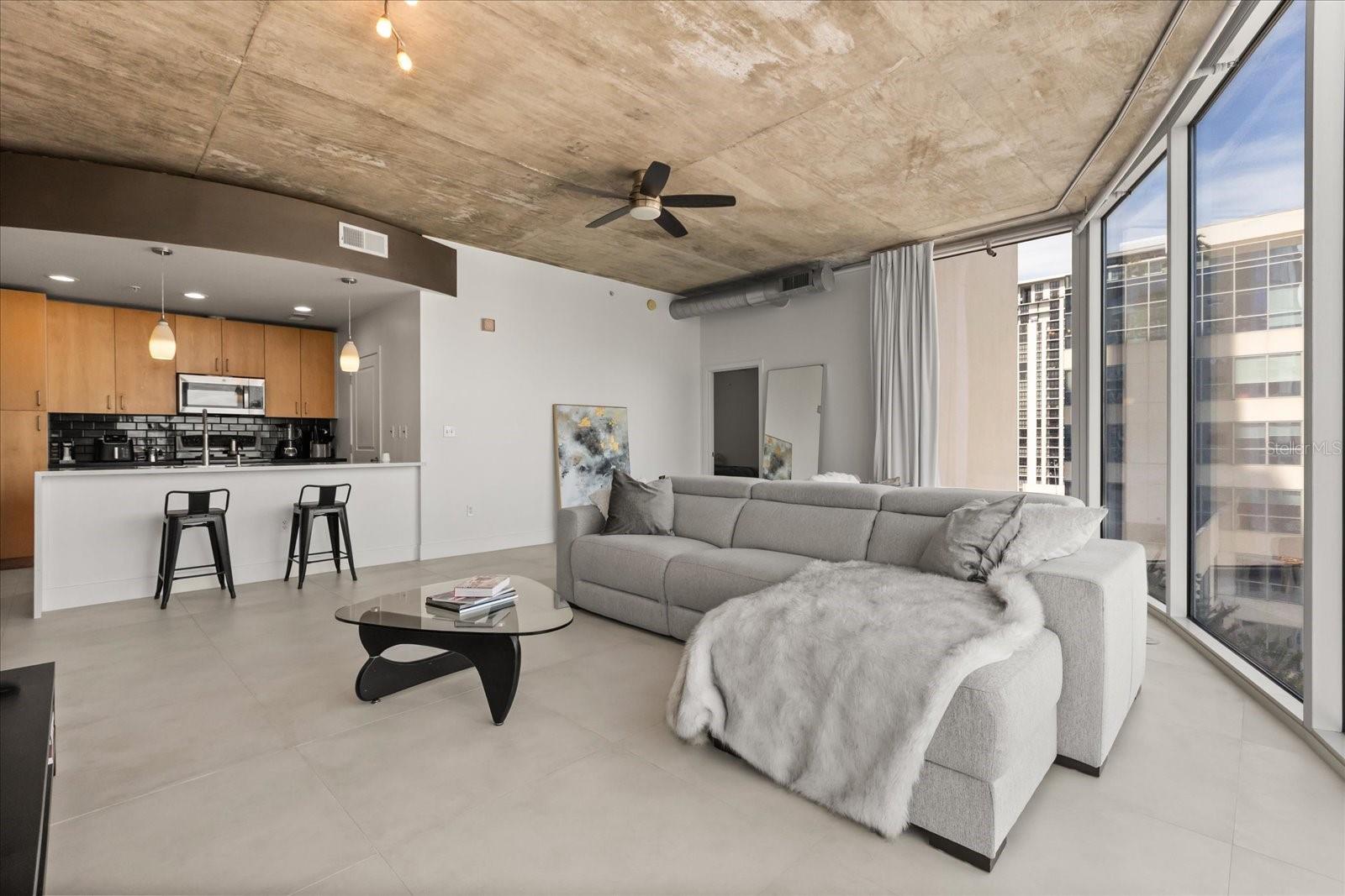 SOLAIRE/PLAZA CONDO - Residential