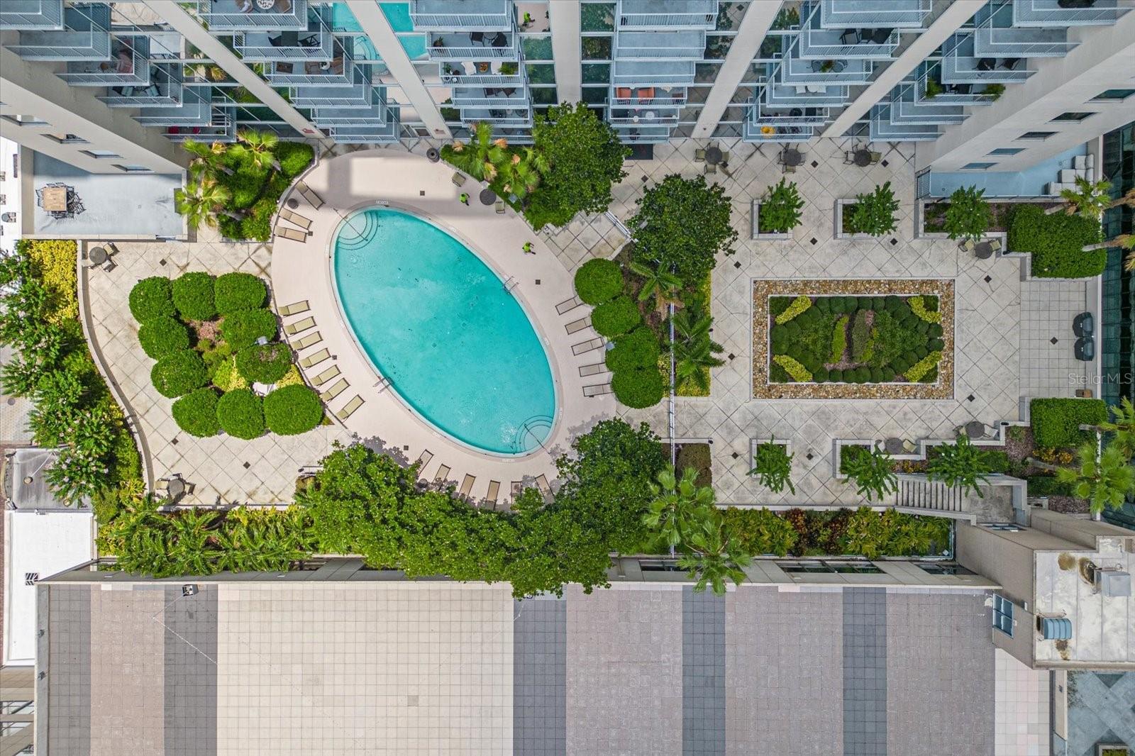 SOLAIRE/PLAZA CONDO - Residential