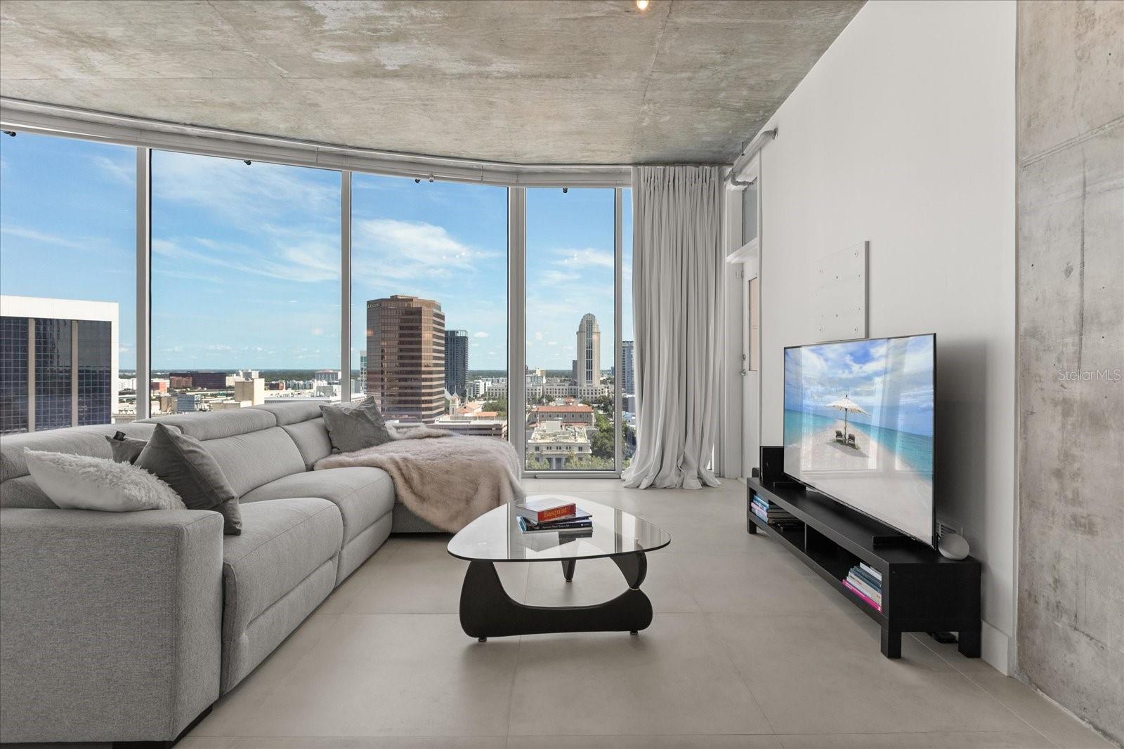 SOLAIRE/PLAZA CONDO - Residential