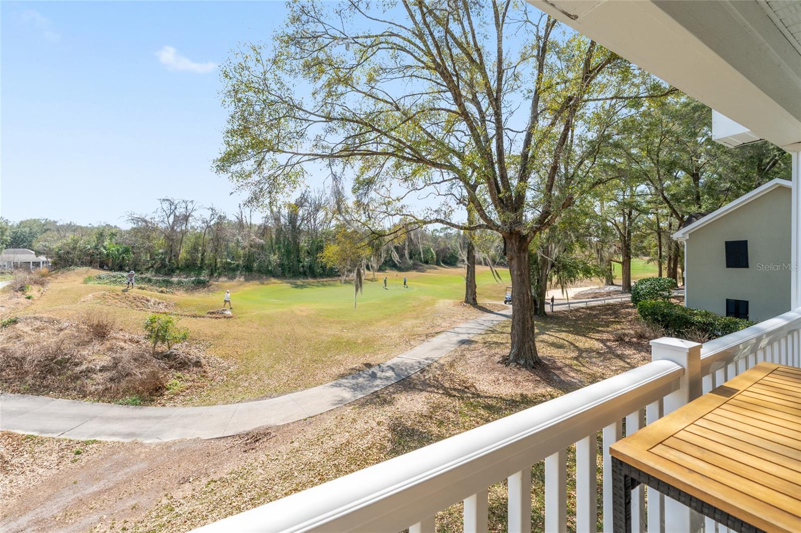 THE LINKS - Residential