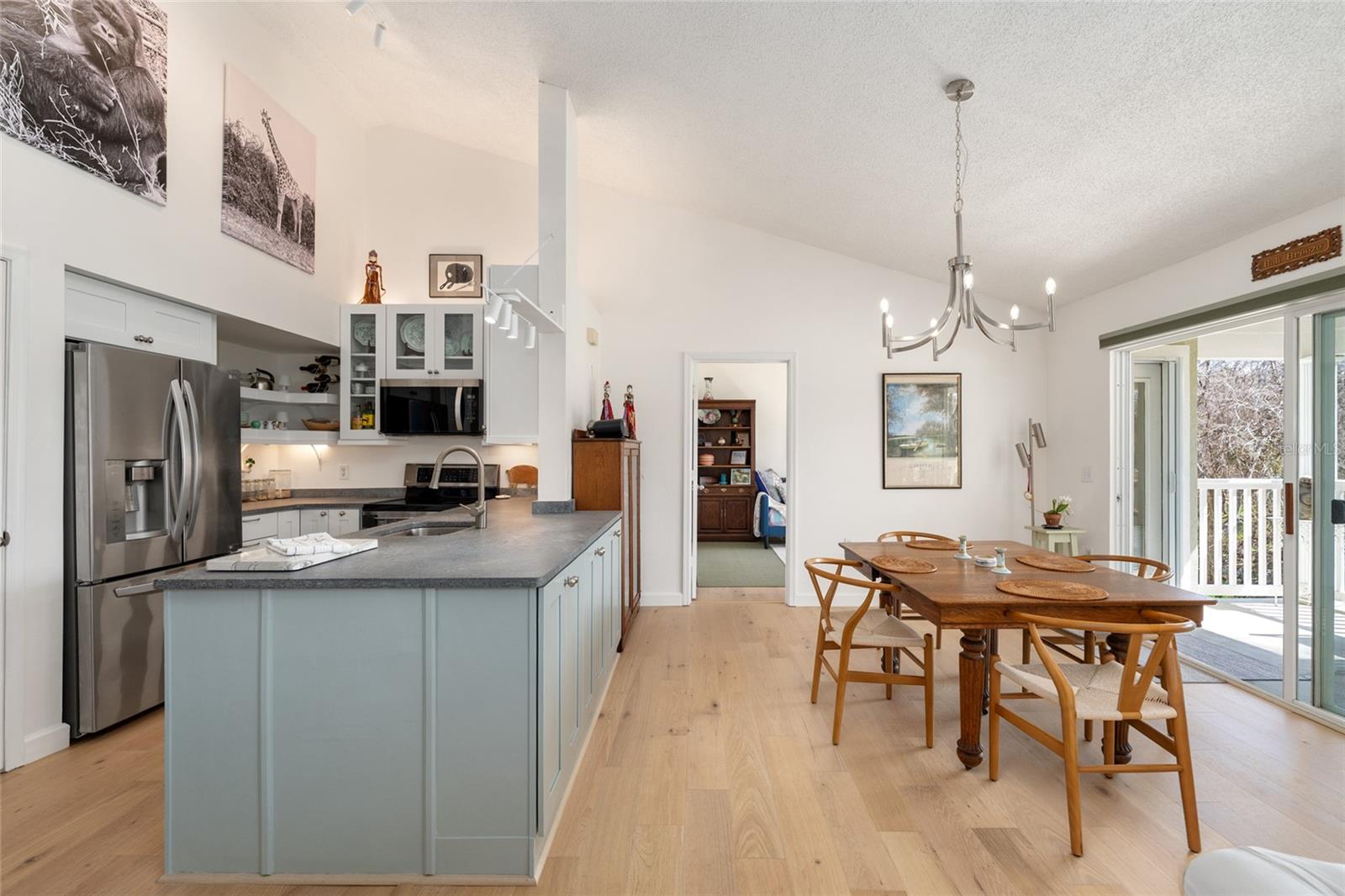 THE LINKS - Residential