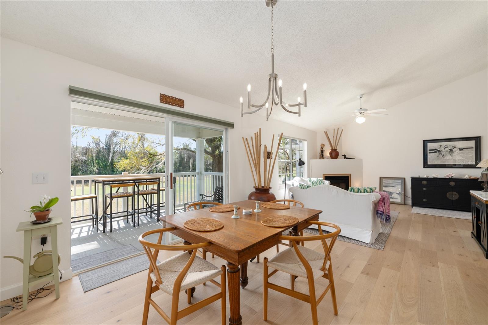 THE LINKS - Residential