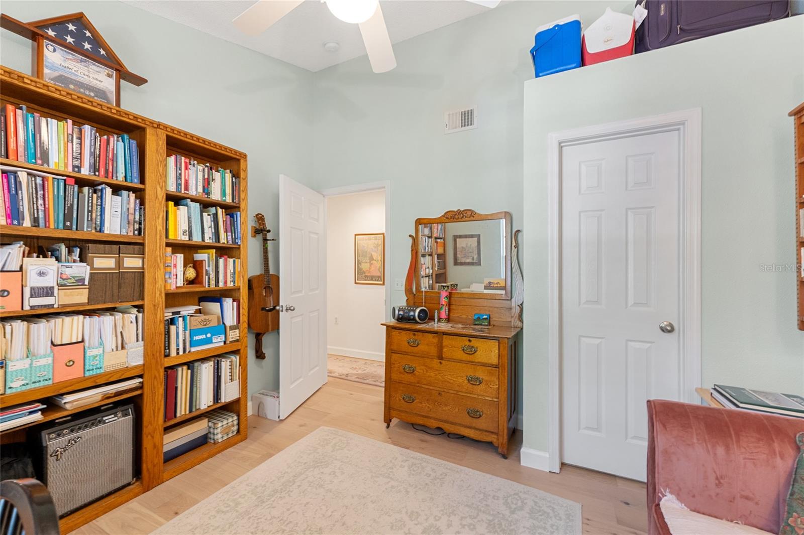 THE LINKS - Residential