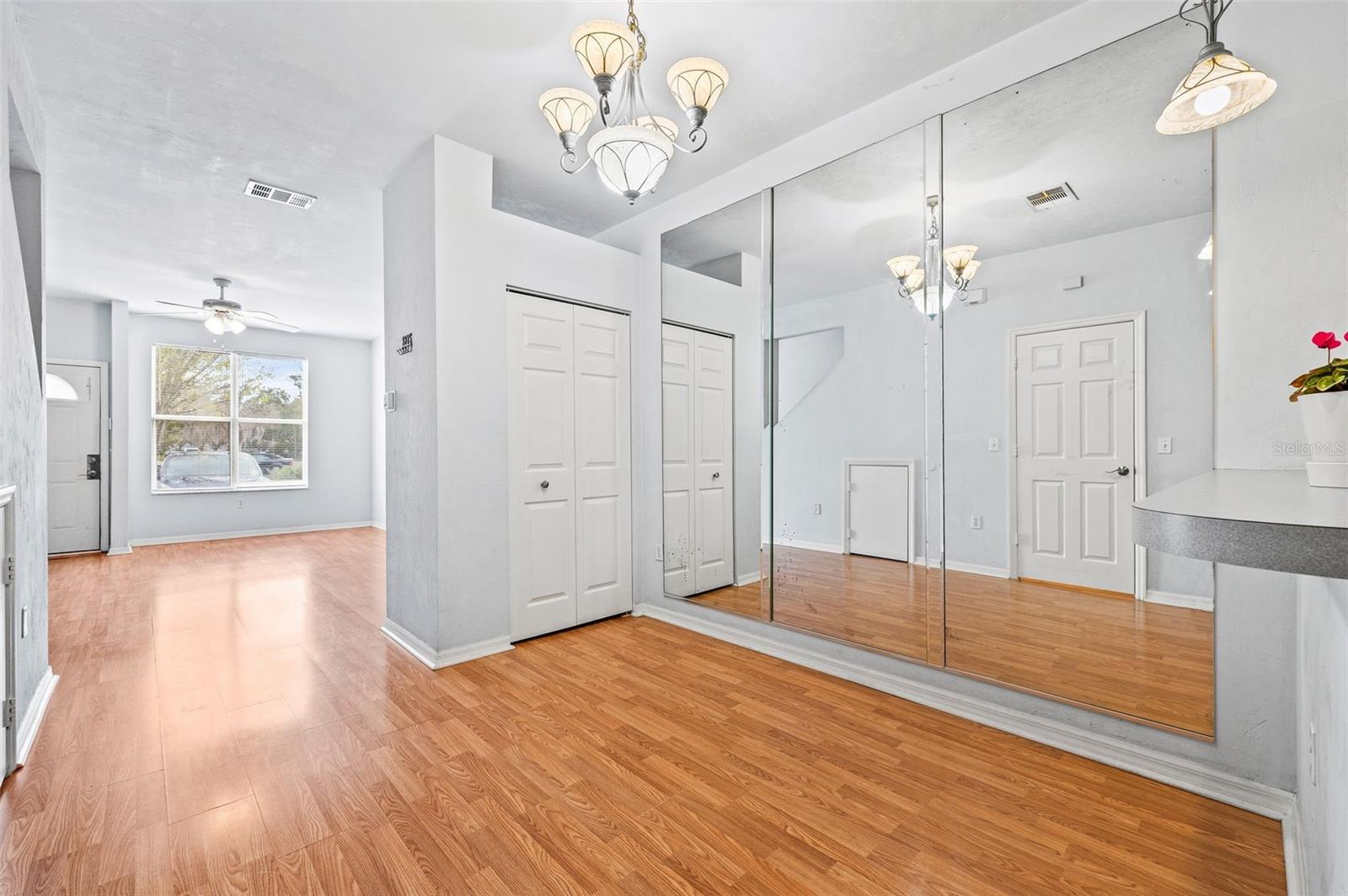 KENSINGTON NORTH - Residential