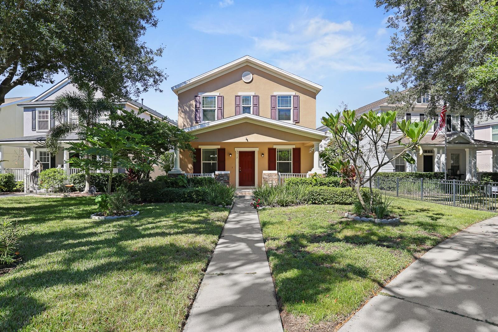 FISHHAWK RANCH TOWNCENTER PHAS - Residential Lease