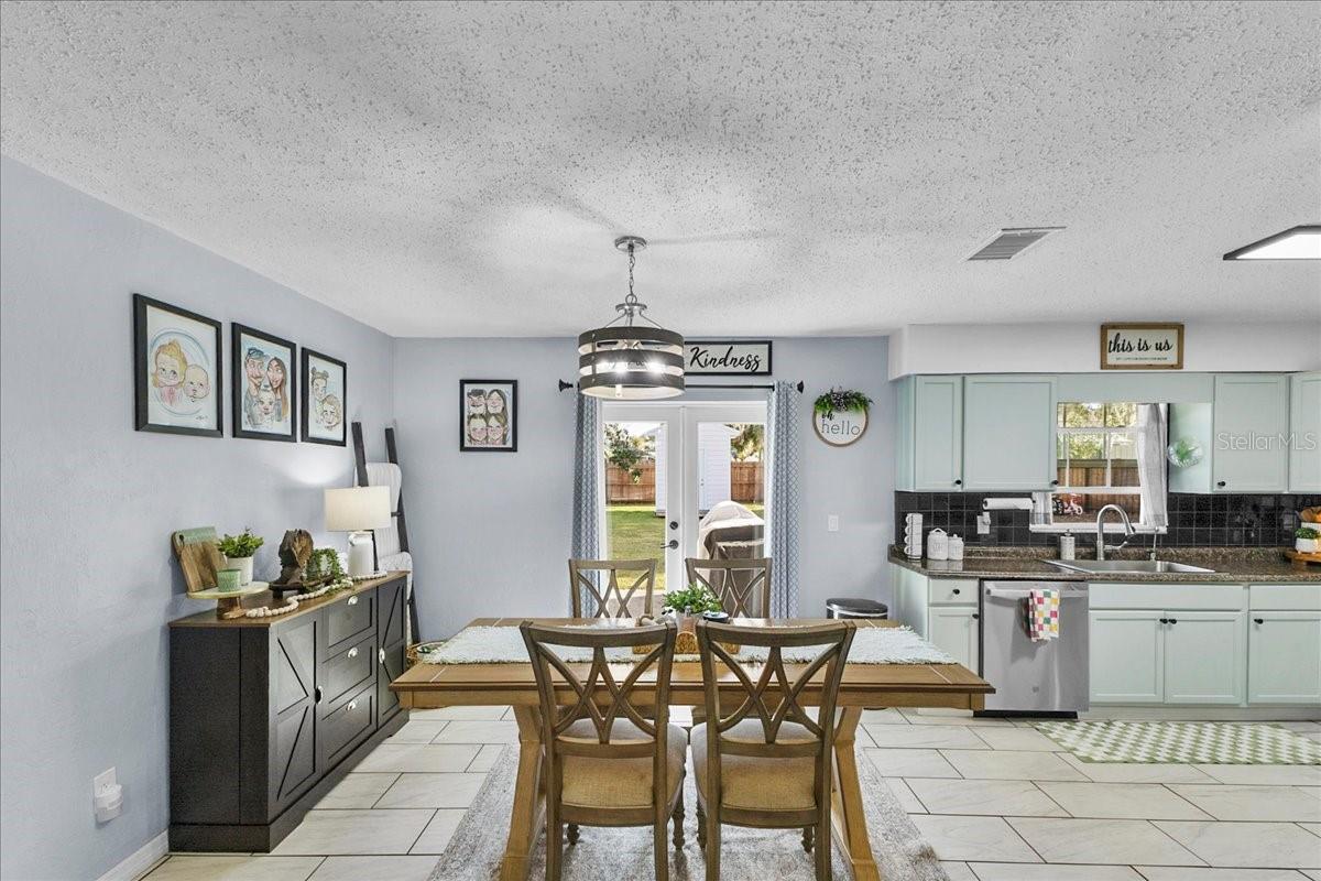 FLORIDA SHORES - Residential