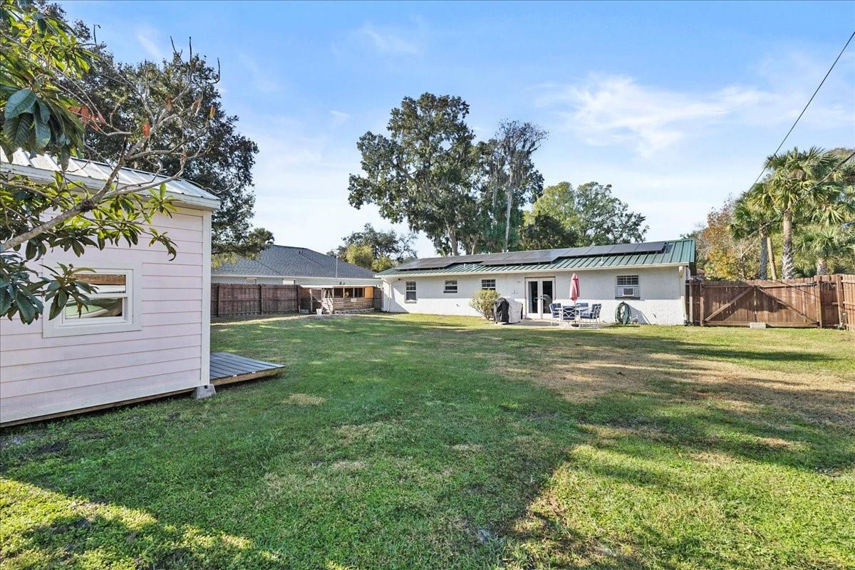 FLORIDA SHORES - Residential