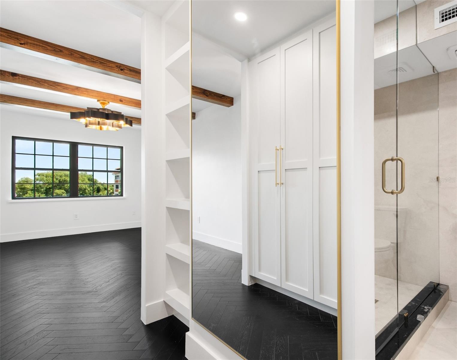 CLOISTERS CONDO - Residential