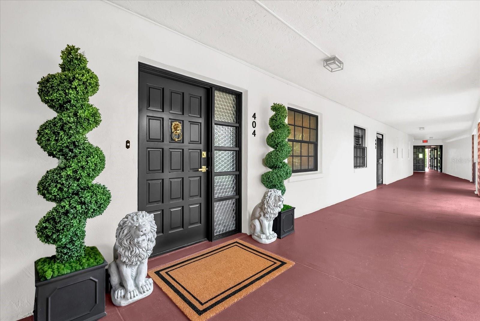 100 S INTERLACHEN AVENUE 404