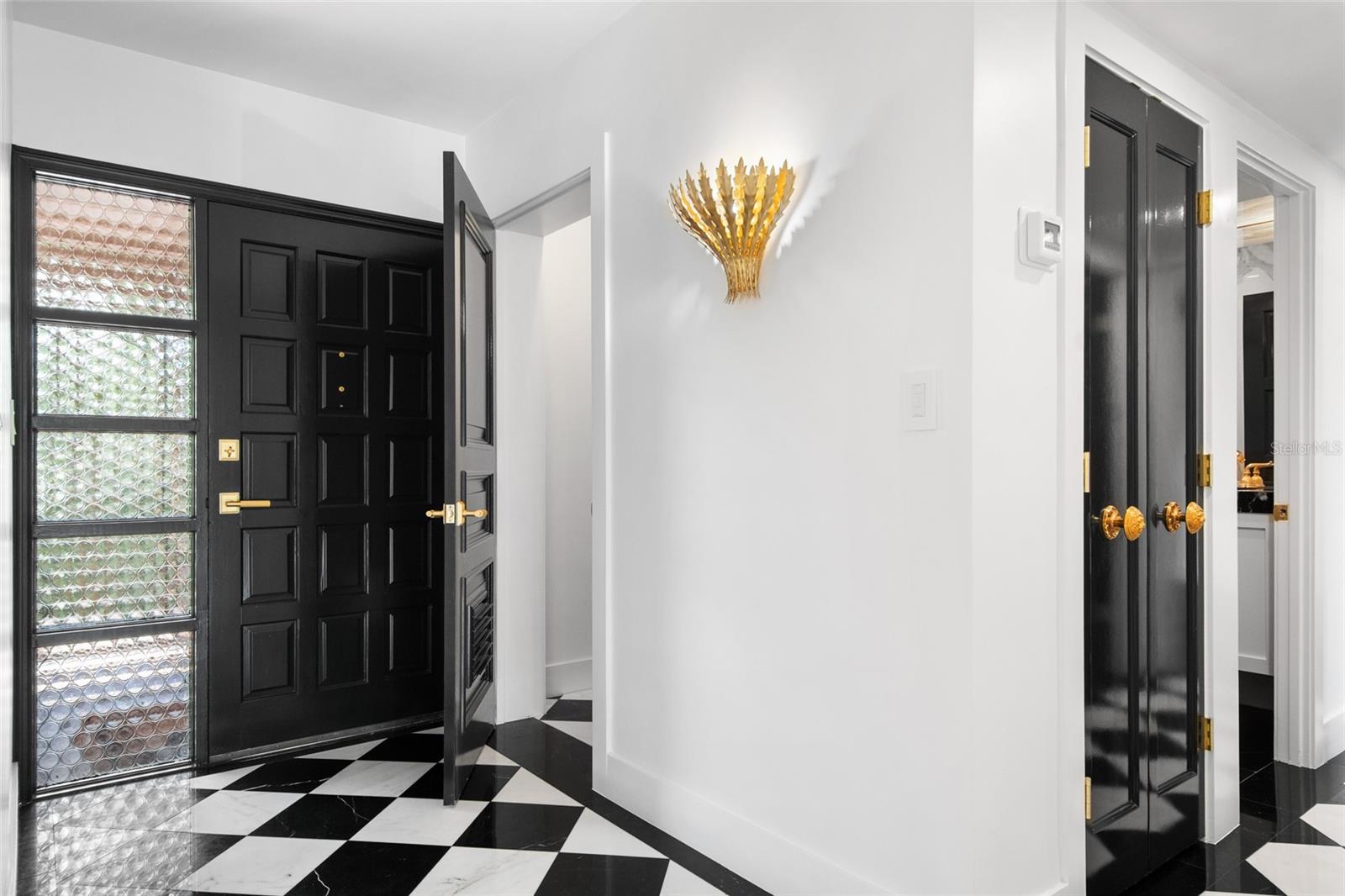CLOISTERS CONDO - Residential