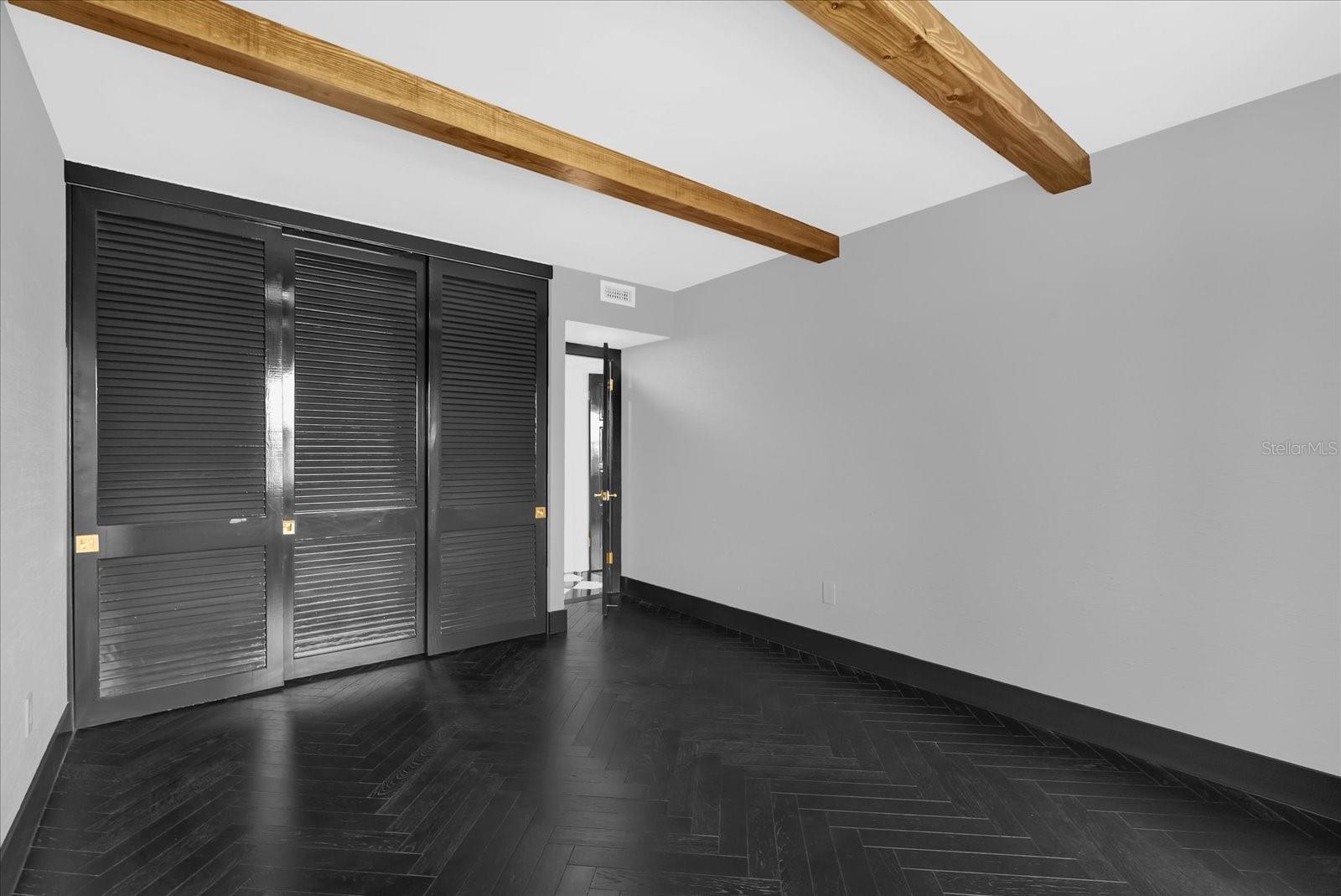 CLOISTERS CONDO - Residential
