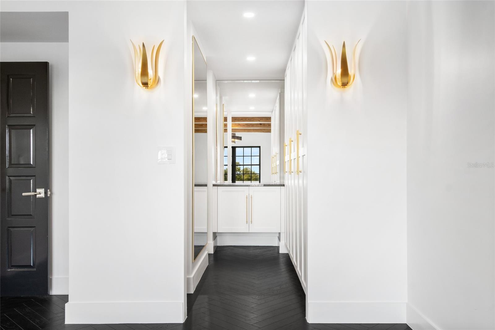 CLOISTERS CONDO - Residential