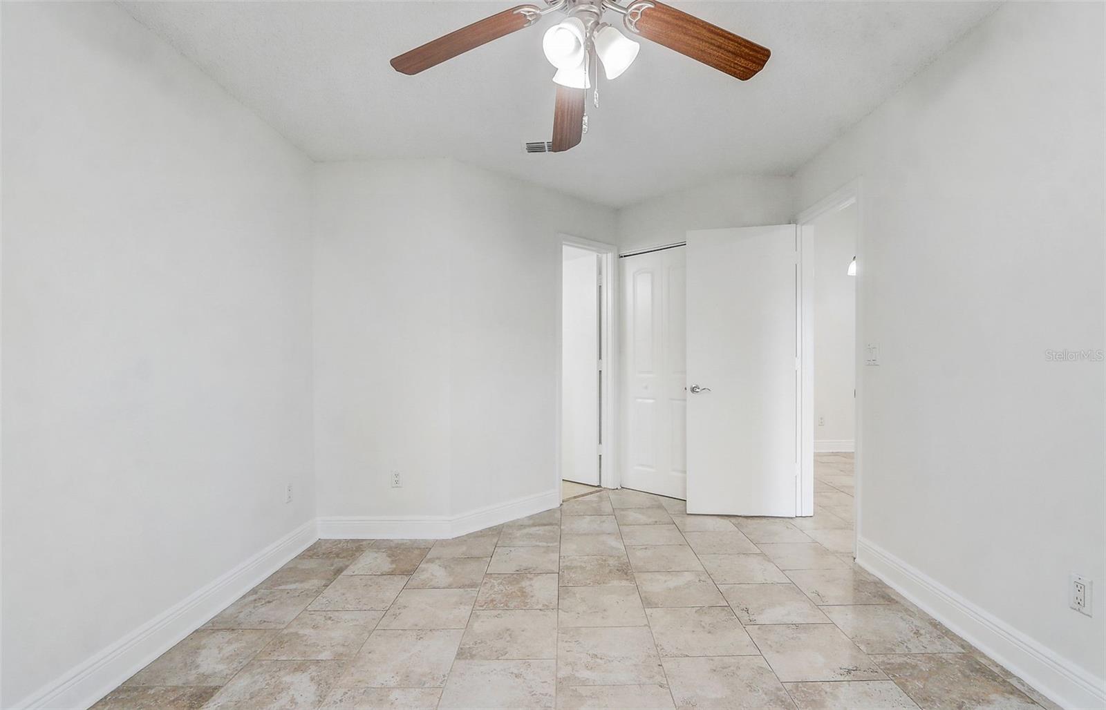 REGENCY PARK AT LAKE MARY CONDO - Residential