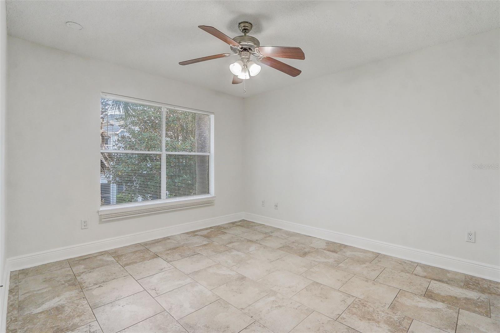 REGENCY PARK AT LAKE MARY CONDO - Residential