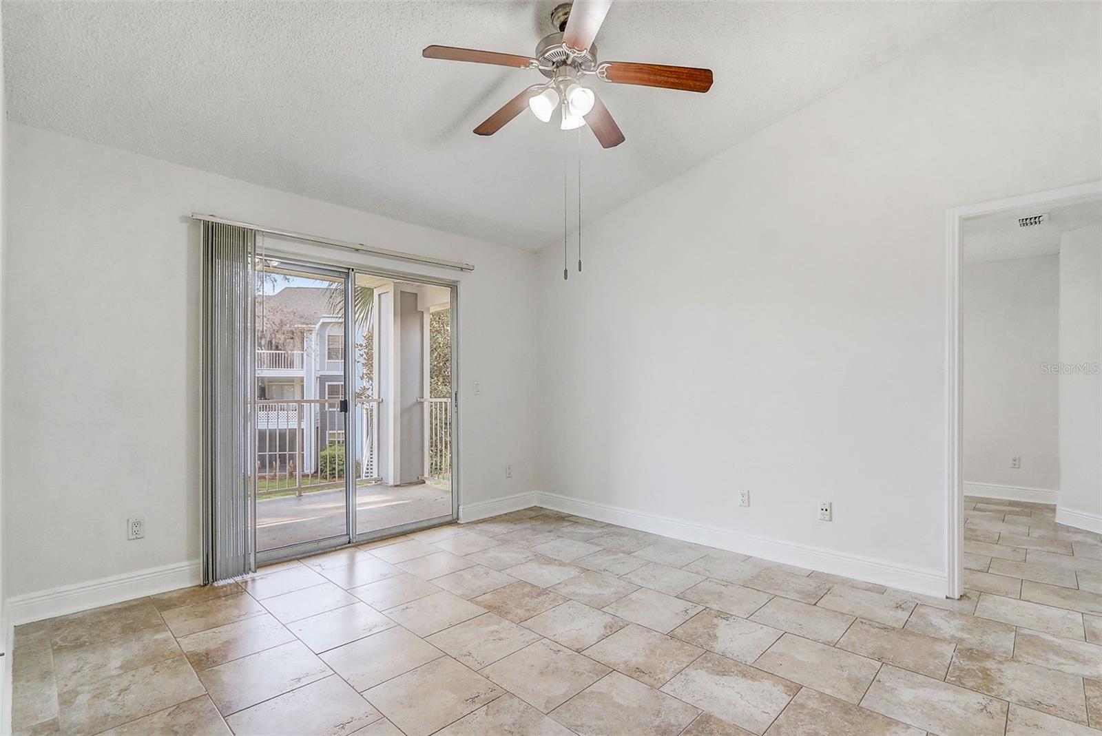 REGENCY PARK AT LAKE MARY CONDO - Residential