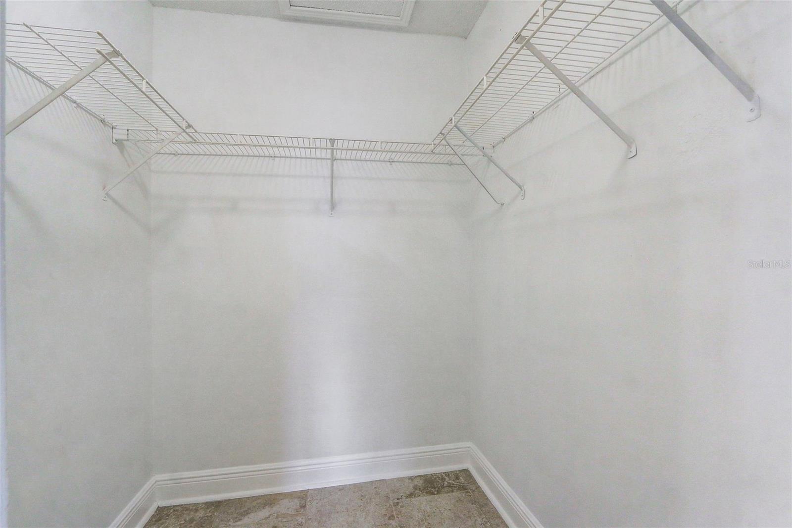 REGENCY PARK AT LAKE MARY CONDO - Residential