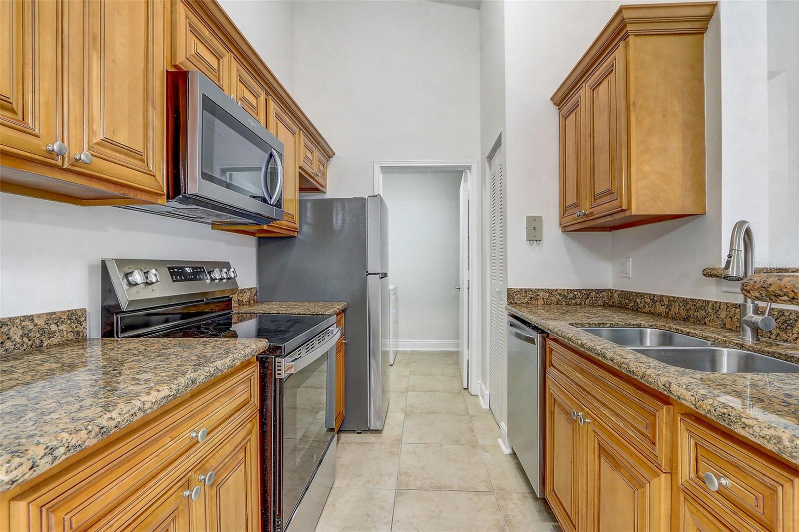 REGENCY PARK AT LAKE MARY CONDO - Residential