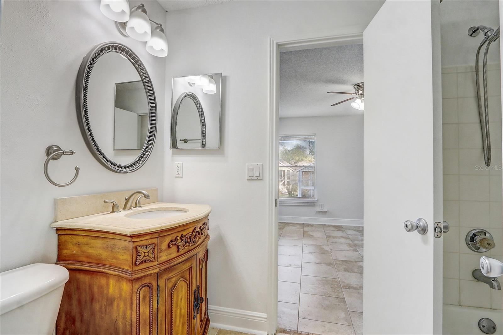 REGENCY PARK AT LAKE MARY CONDO - Residential