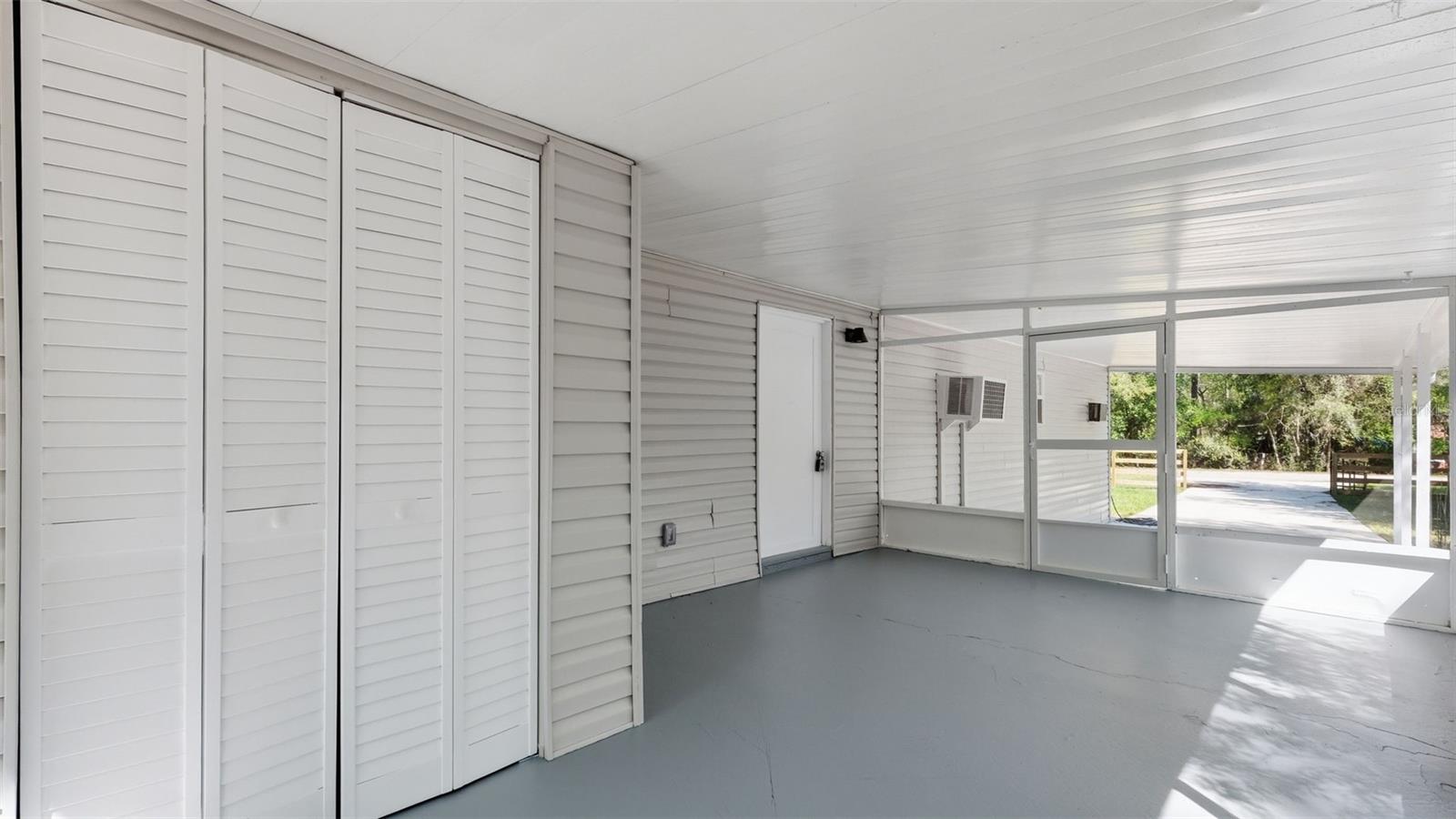 GARDEN GROVE - Residential