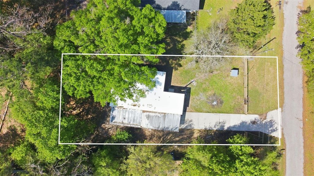 Photo of 18170 Spangler Avenue, Brooksville, FL 34604 (MLS # W7883662)