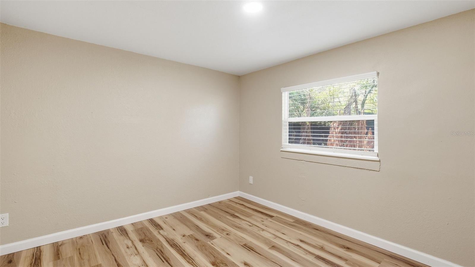 GARDEN GROVE - Residential