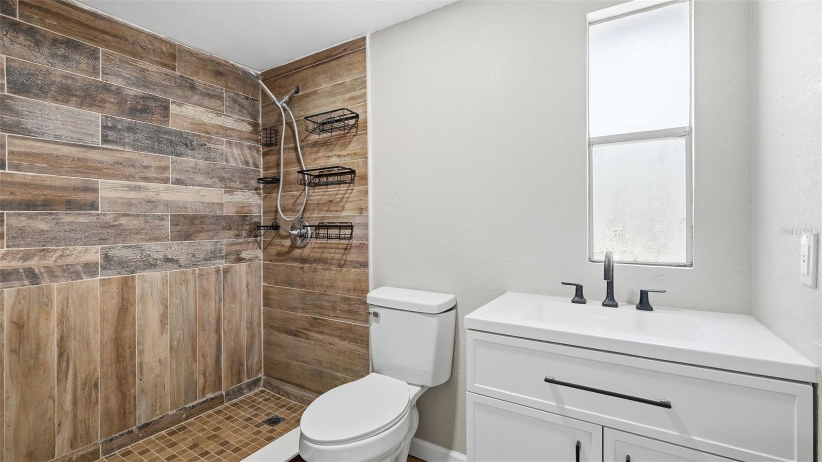 GARDEN GROVE - Residential