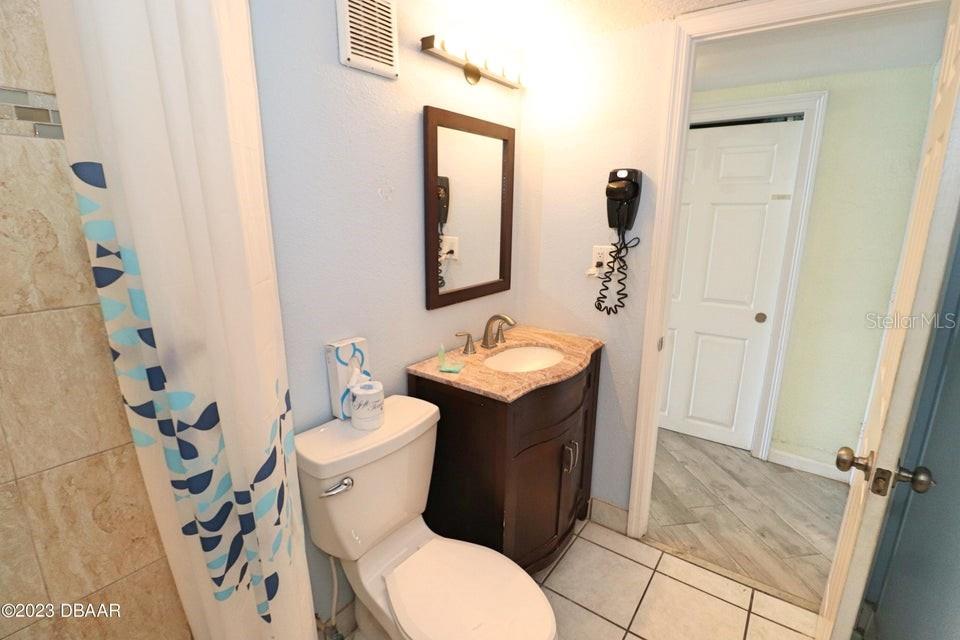 HAWAIIAN INN LC - Residential