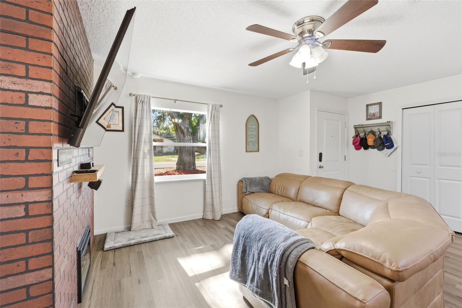 JOLEEN ESTATES - Residential