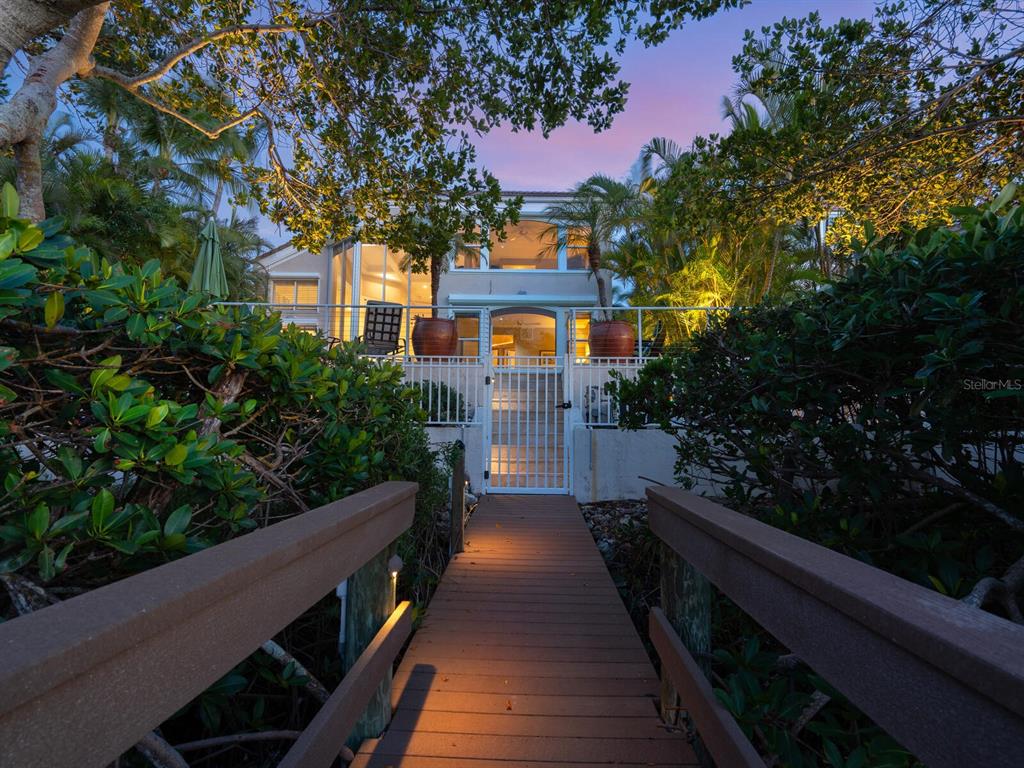 QUEENS HARBOUR/BAY ISLES - Residential