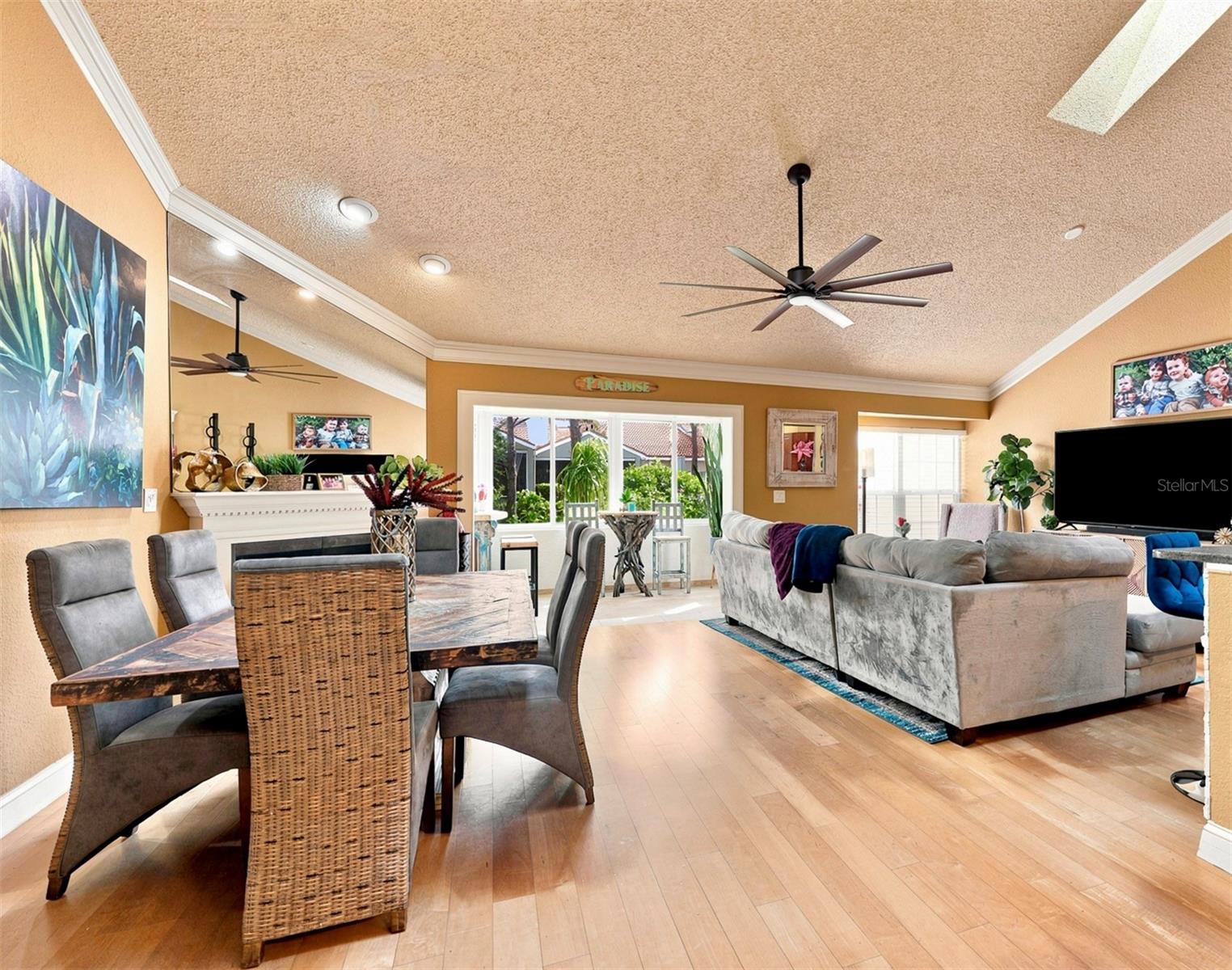 673 SEGOVIA COURT NE 702