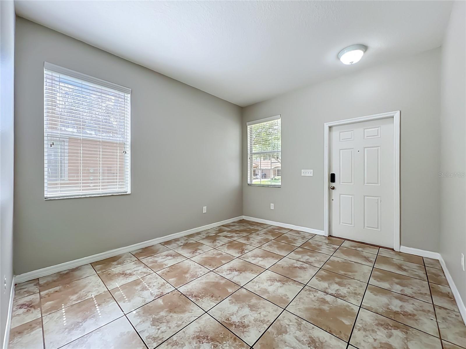 11056 SAVANNAH LANDING CIRCLE