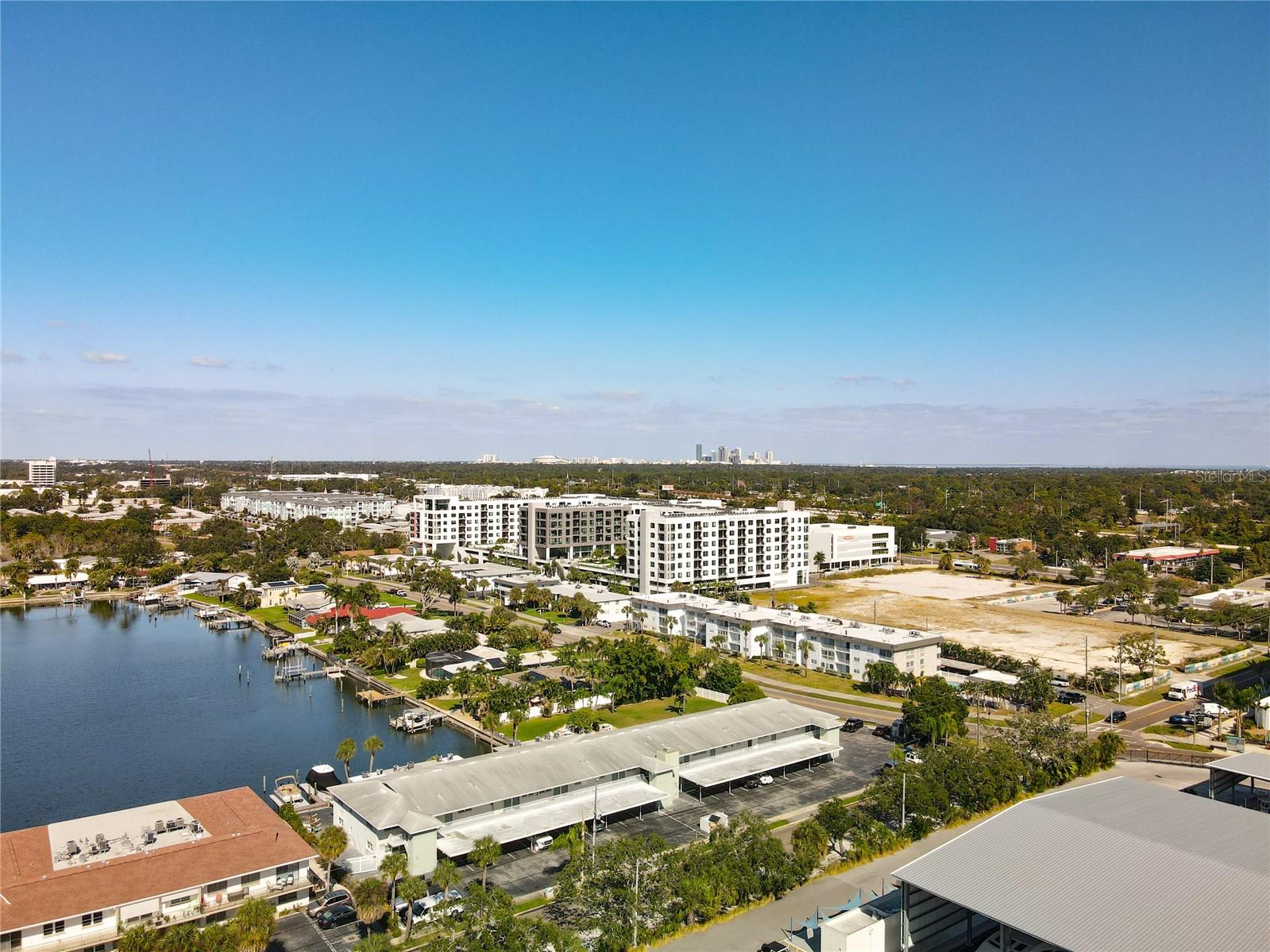 MARINA HARBOUR CONDO - Residential Lease