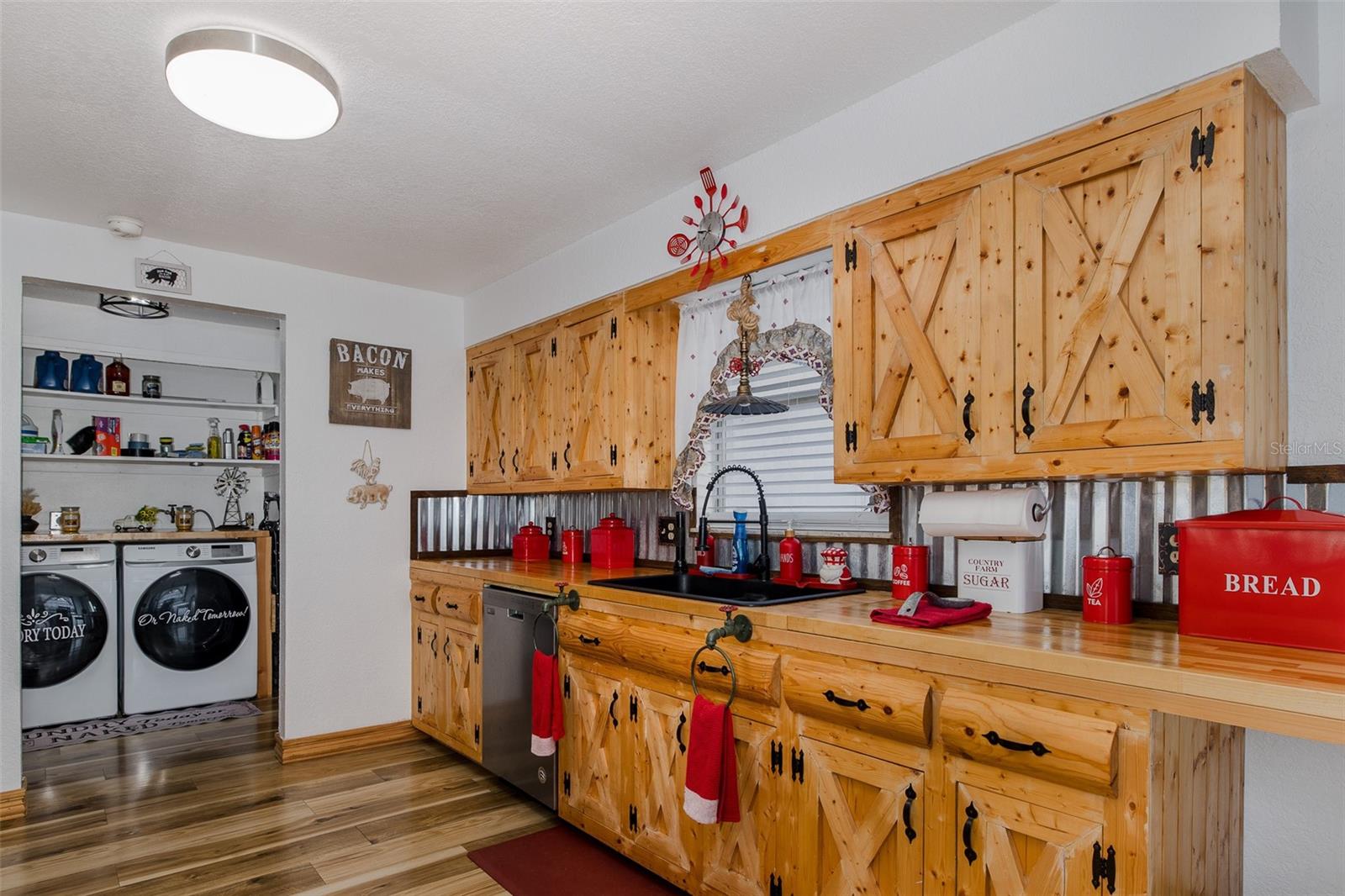 ELFERS - Residential