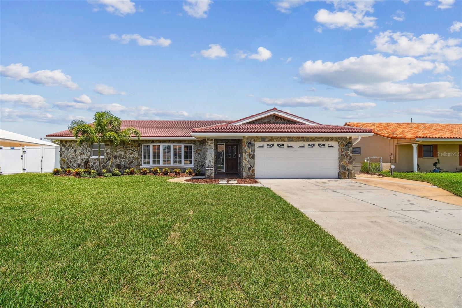 BROADWATER UNIT 2 BLK N - Residential