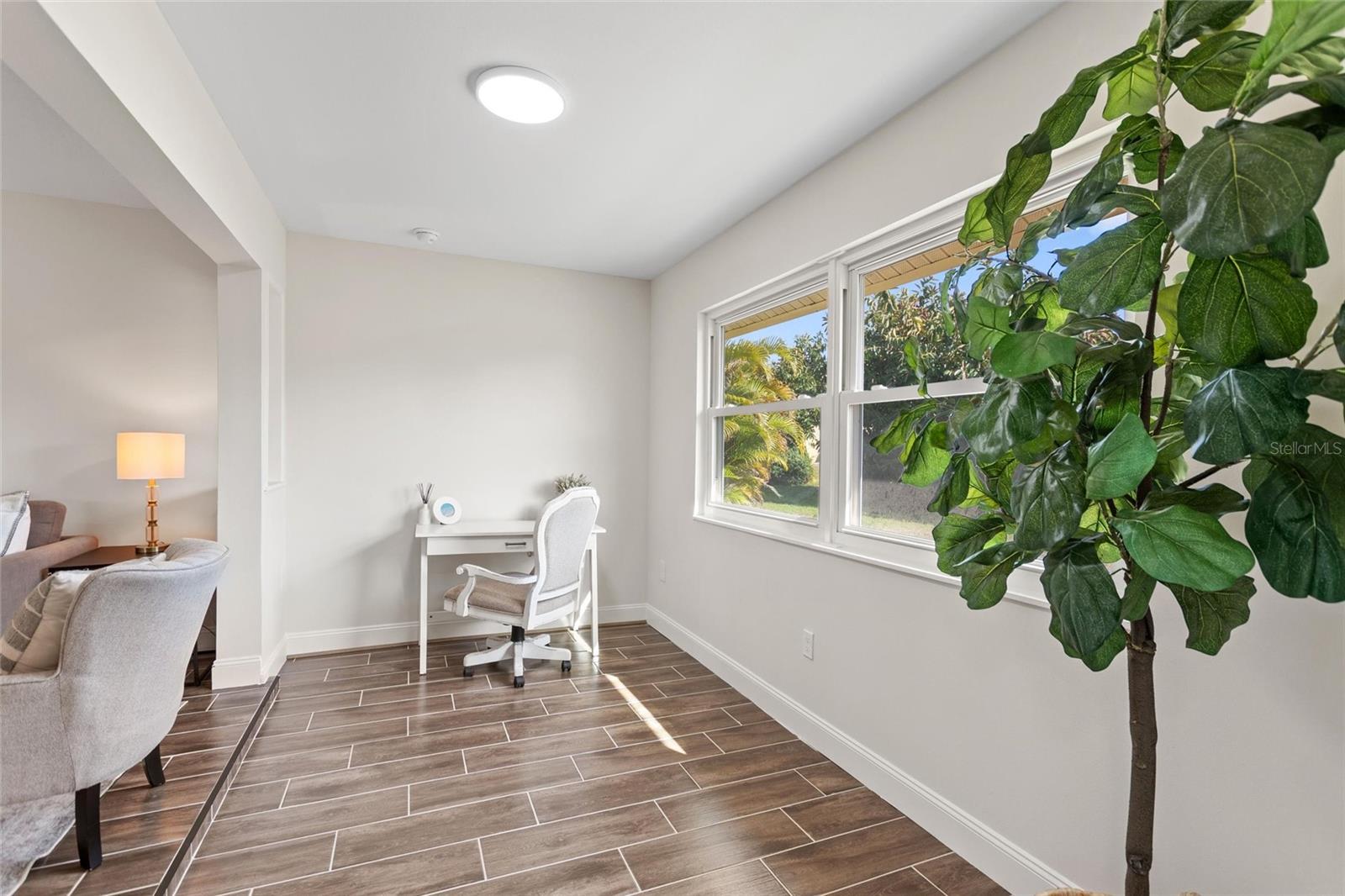 CURRY CREEK CONDO VILLA - Residential