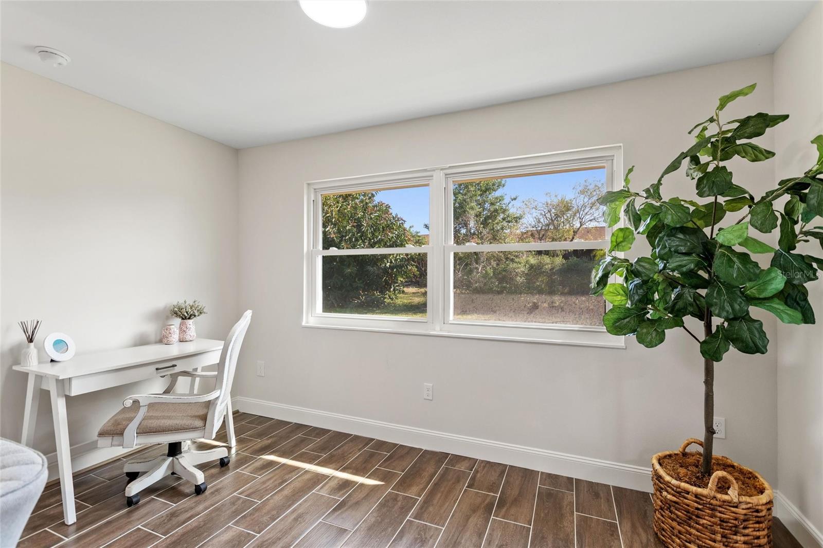 CURRY CREEK CONDO VILLA - Residential