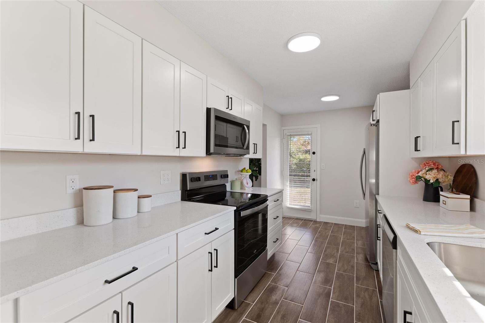 CURRY CREEK CONDO VILLA - Residential