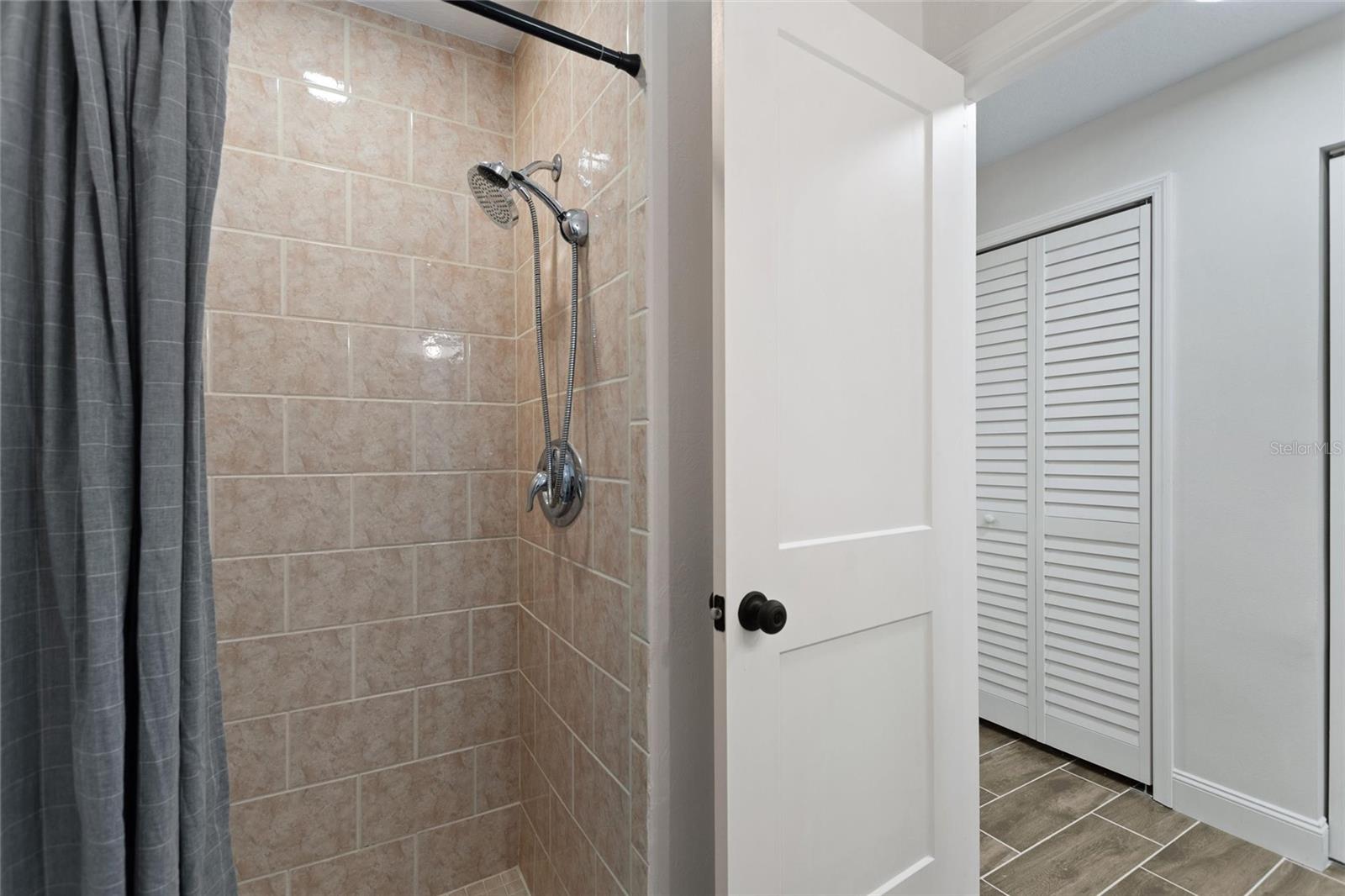 CURRY CREEK CONDO VILLA - Residential