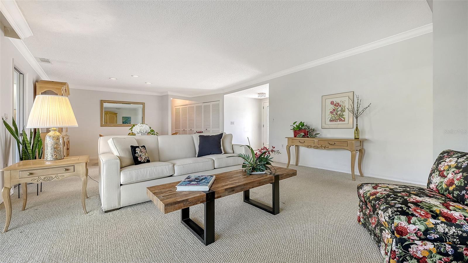 THE MEADOWS - Residential