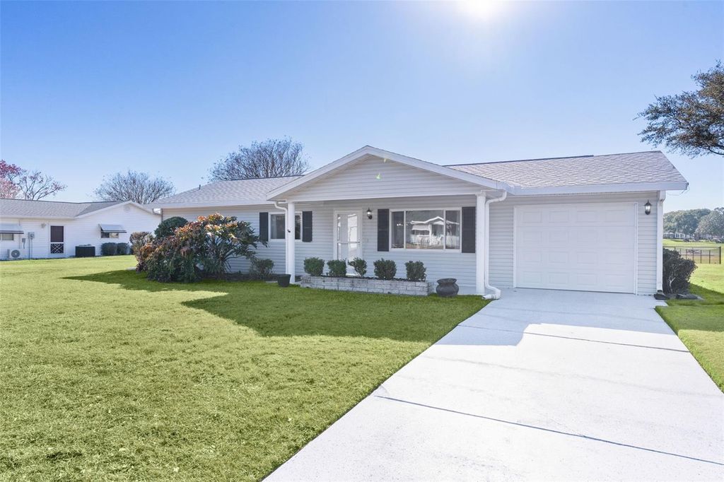 Photo of 17698 SE 108th Avenue, Summerfield, FL 34491 (MLS # G5107303)