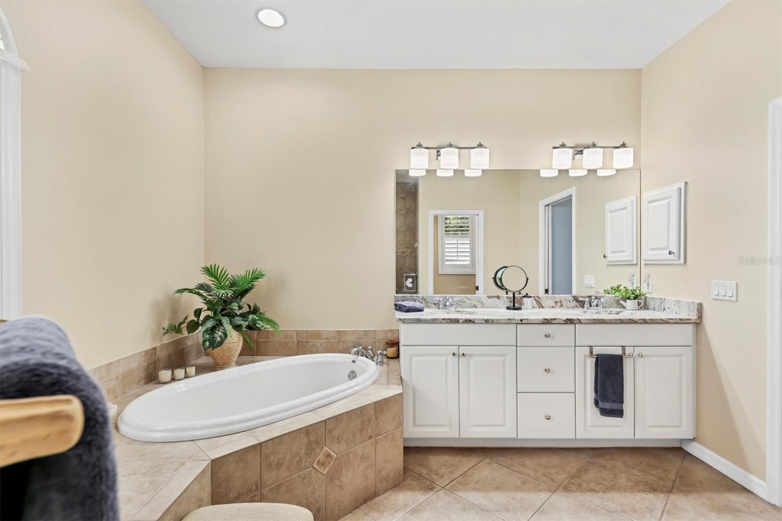 HERON CREEK - Residential