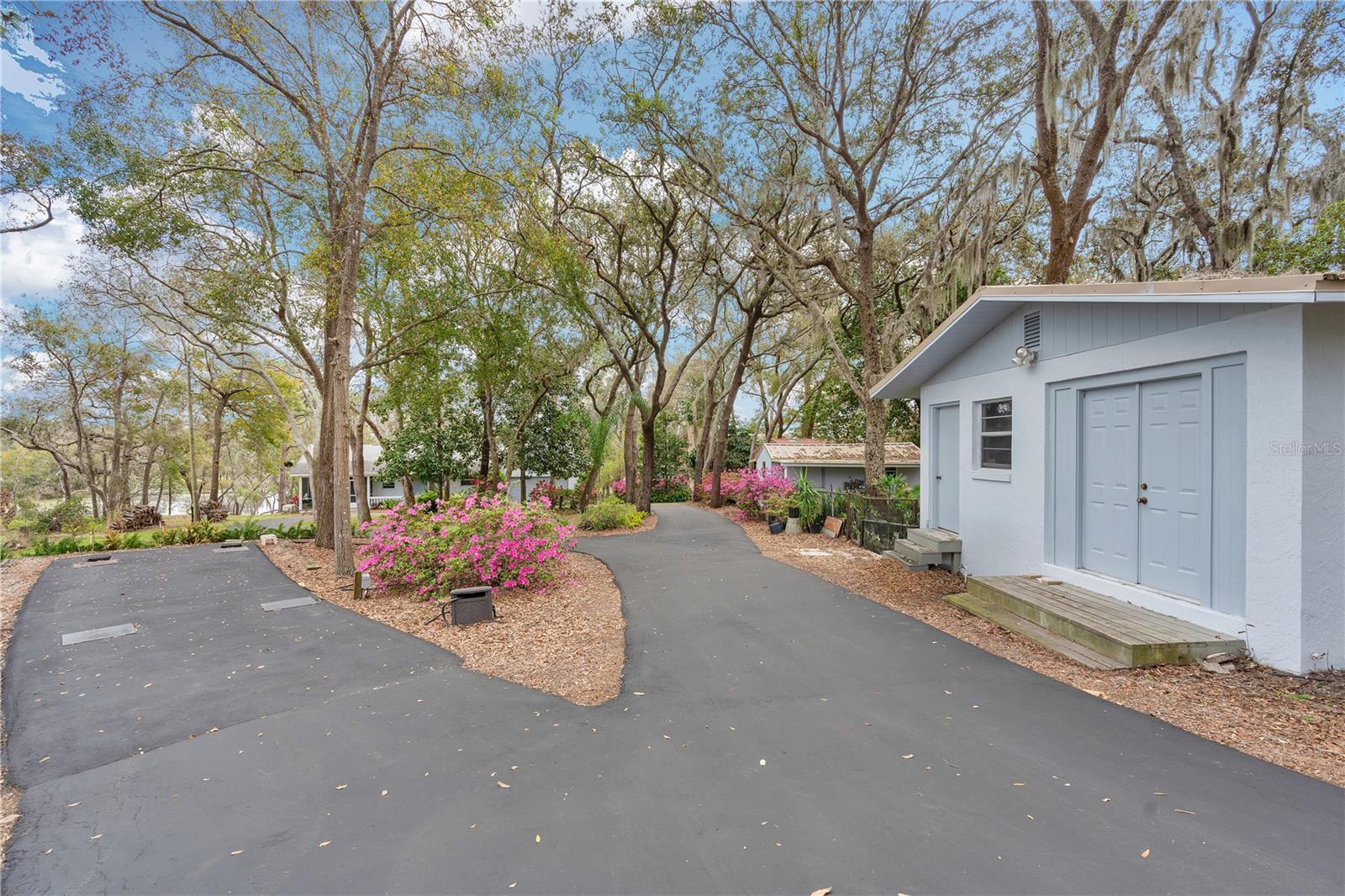 LAKE AVALON HEIGHTS - Residential