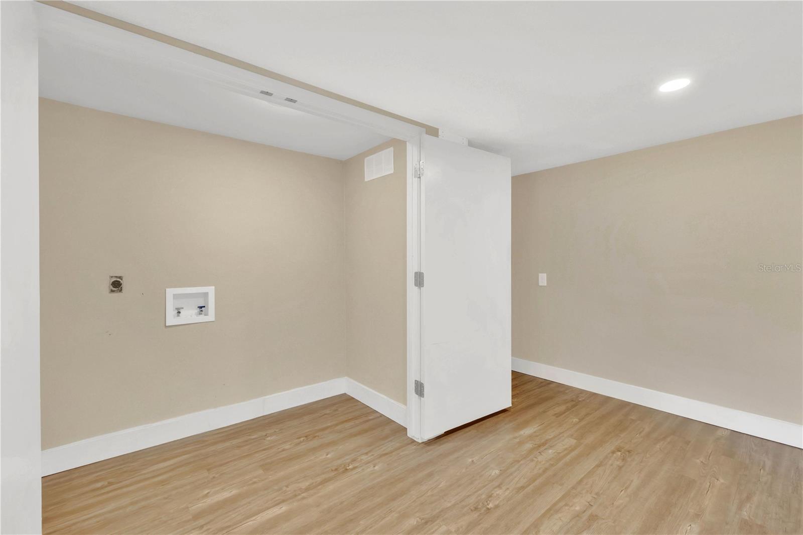 LAKE AVALON HEIGHTS - Residential