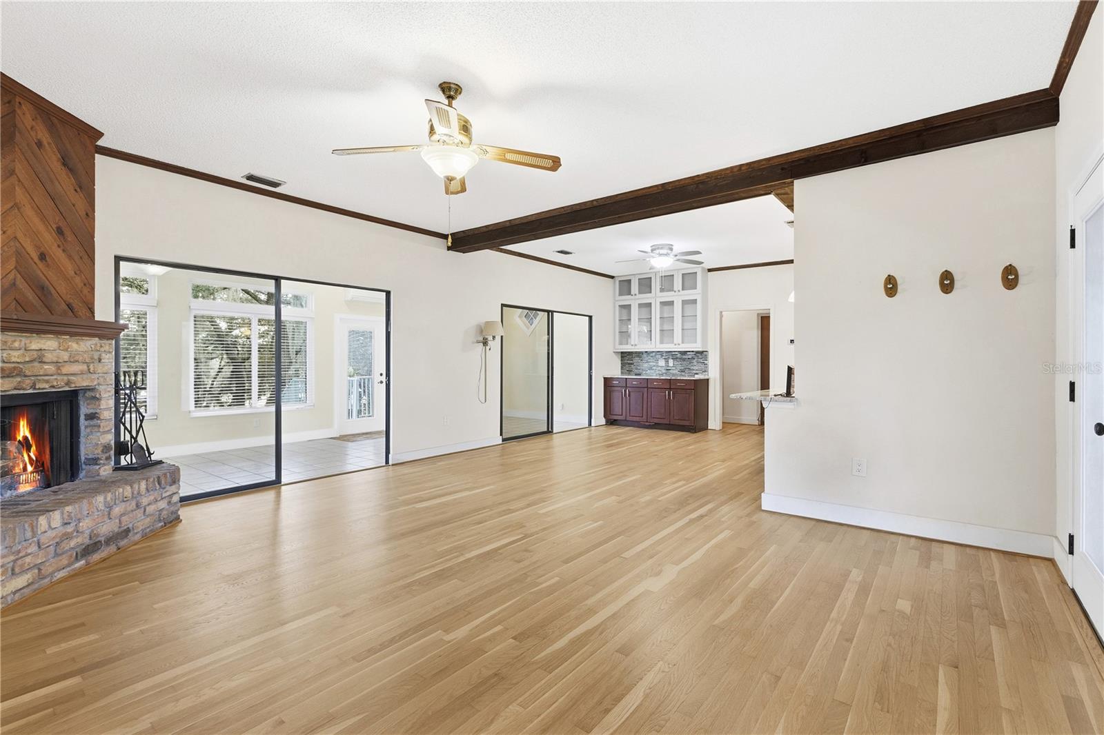 LAKE AVALON HEIGHTS - Residential