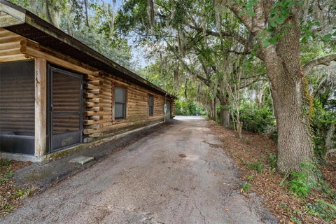 Tiny photo for 541 Blanche Avenue, Umatilla, FL 32784 (MLS # O6417510)
