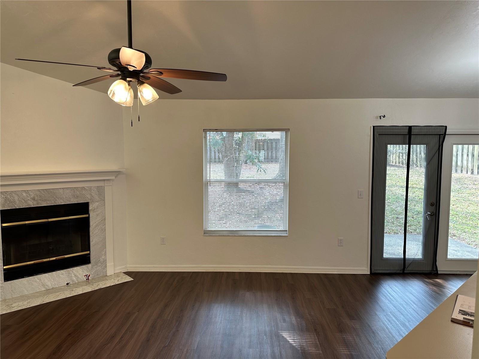 BROADMOOR - Residential