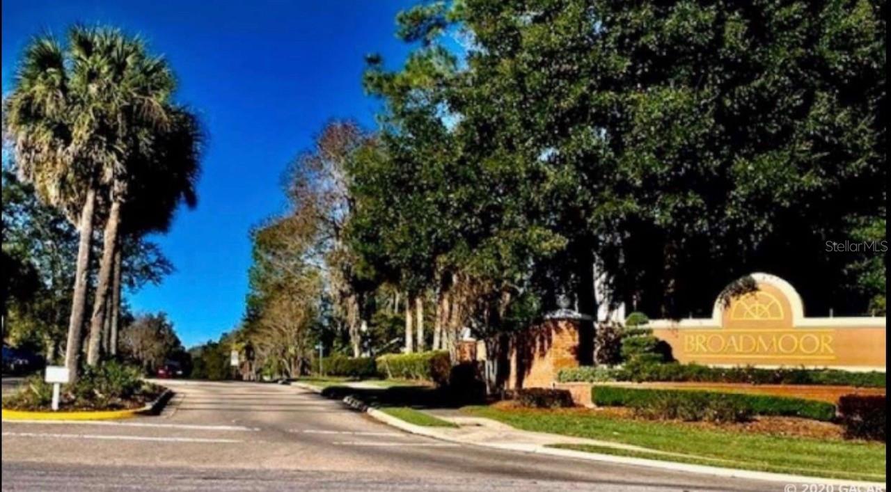 BROADMOOR - Residential