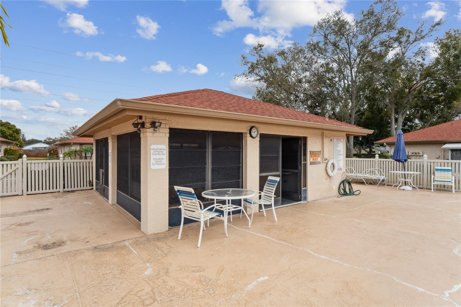 AZALEA WOODS CONDO - Residential