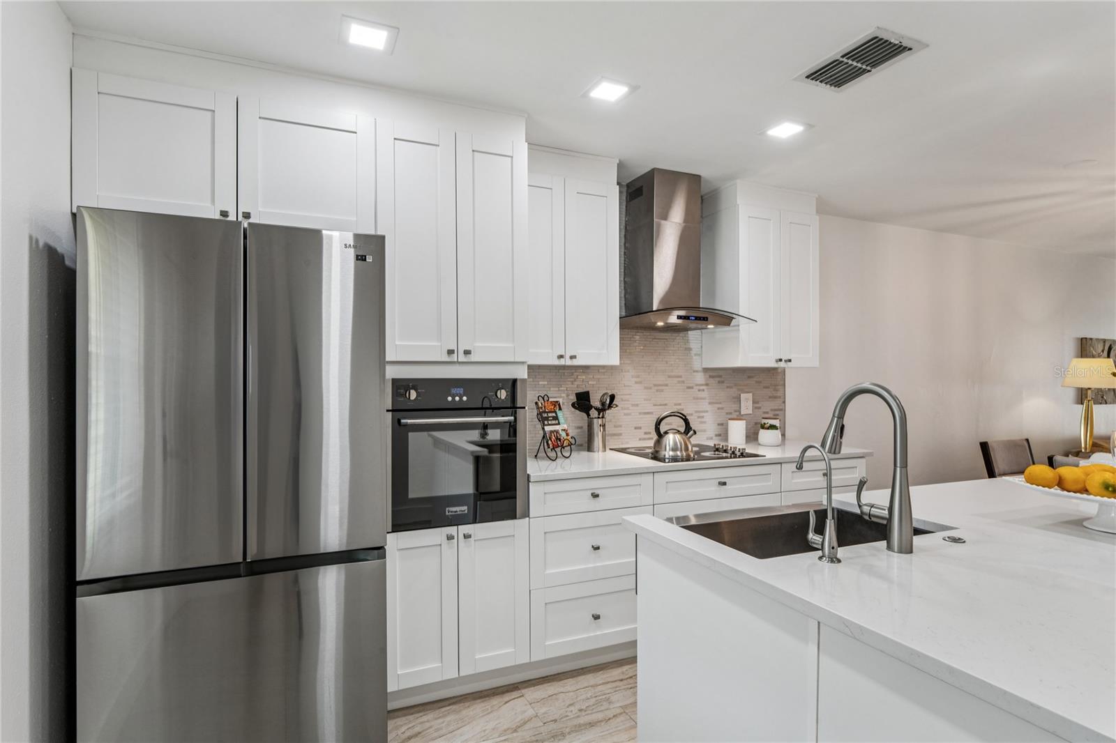 AZALEA WOODS CONDO - Residential