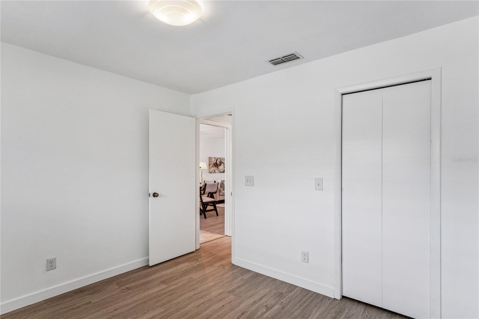 AZALEA WOODS CONDO - Residential